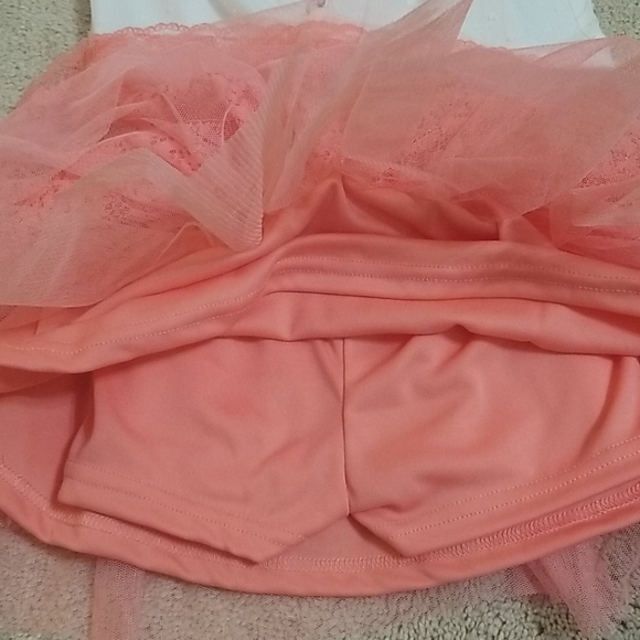 New 4T Nicole Miller Cold Shoulder Skort Set - Picture 4 of 5